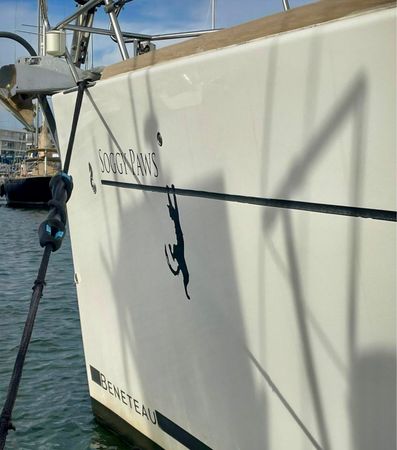 Beneteau Oceanis 45 | Soggy Paws