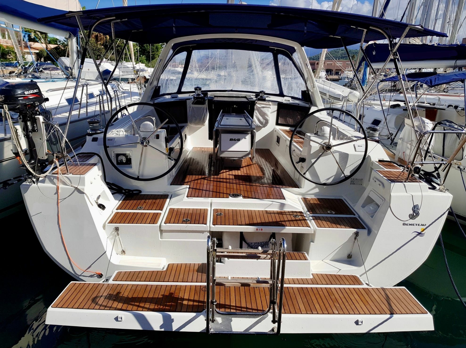 Beneteau Oceanis 45 | Soggy Paws