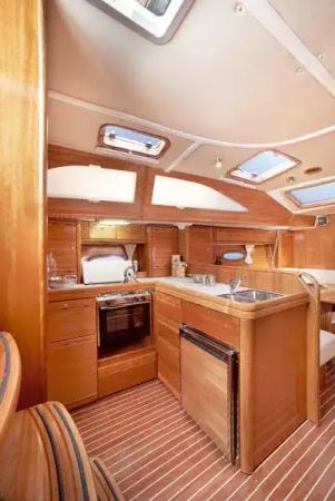 Bavaria Vision 44 | Jantiki