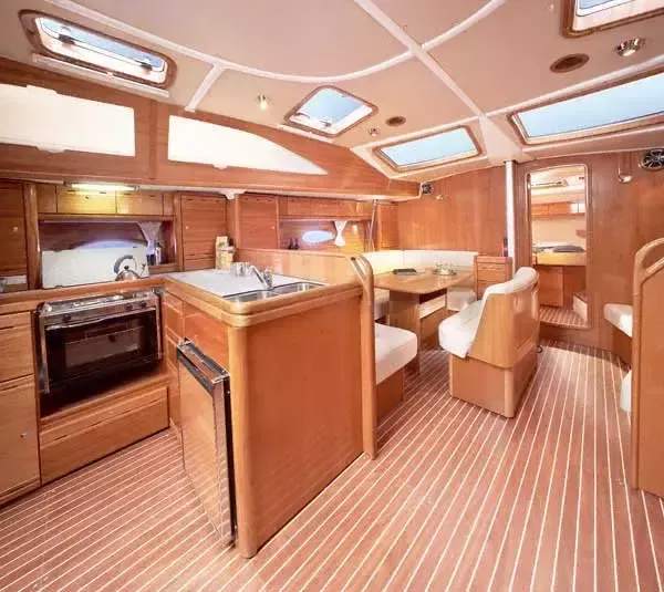 Bavaria Vision 44 | Jantiki