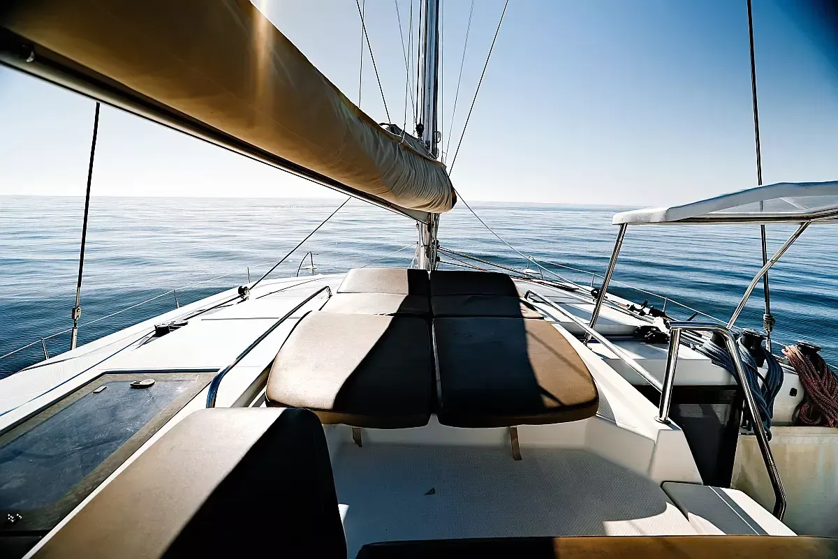 Helia 44 | Kyra