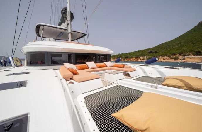 Lagoon 55 | Strafico