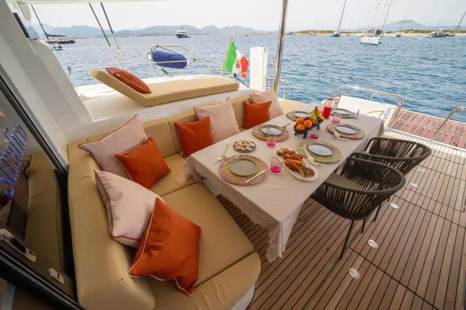 Lagoon 55 | Strafico