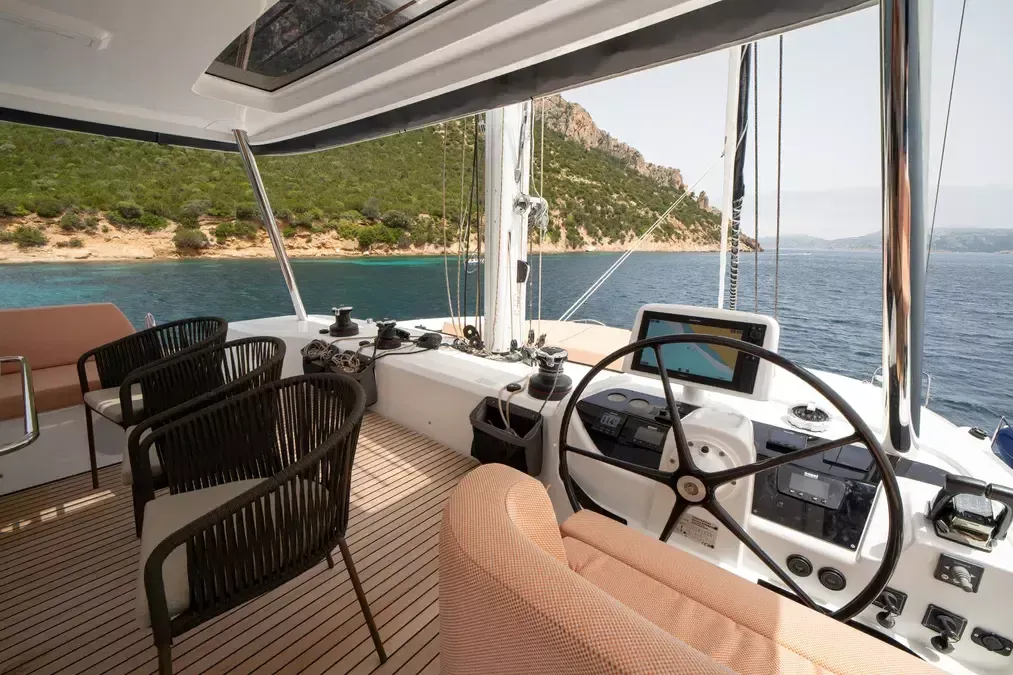 Lagoon 55 | Strafico