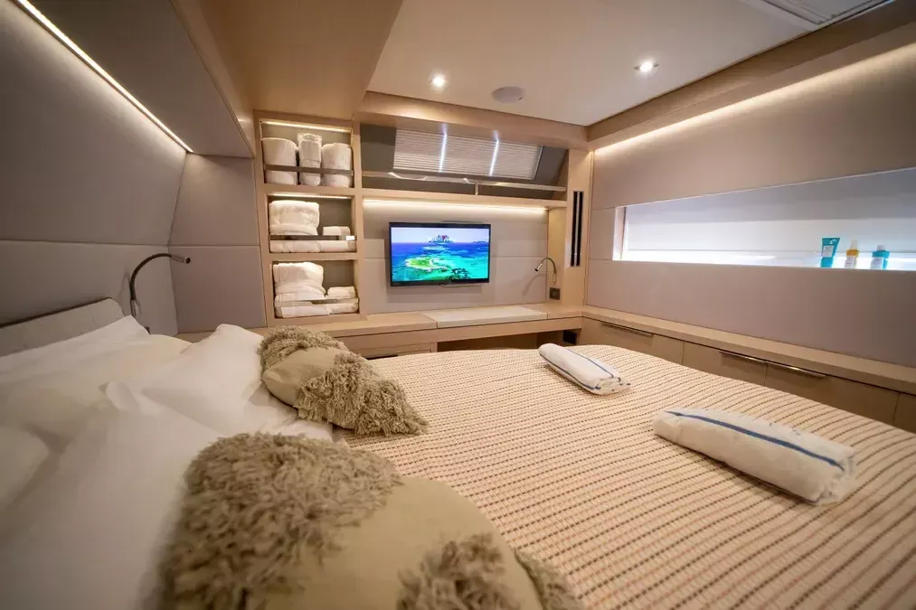 Lagoon 55 | Strafico