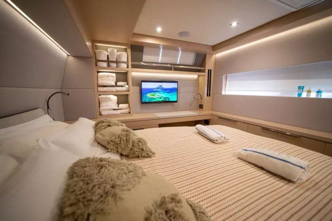 Lagoon 55 | Strafico