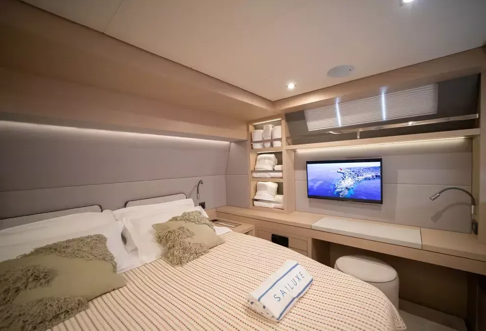 Lagoon 55 | Strafico