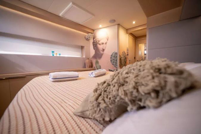 Lagoon 55 | Strafico