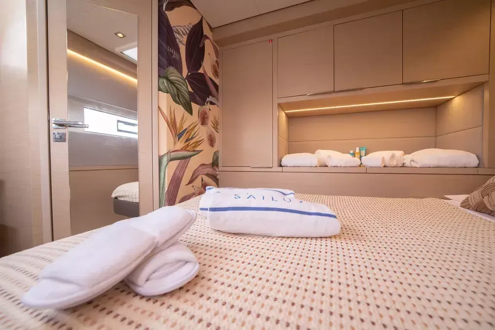 Lagoon 55 | Strafico