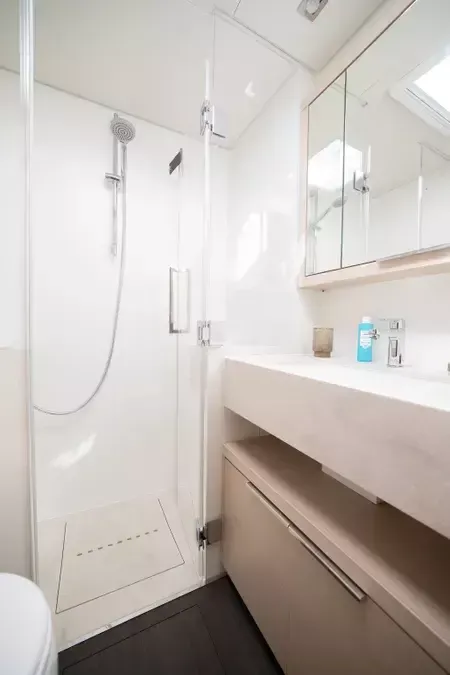 Lagoon 55 | Strafico