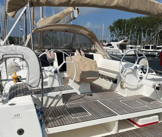 Dufour 410 | Orca