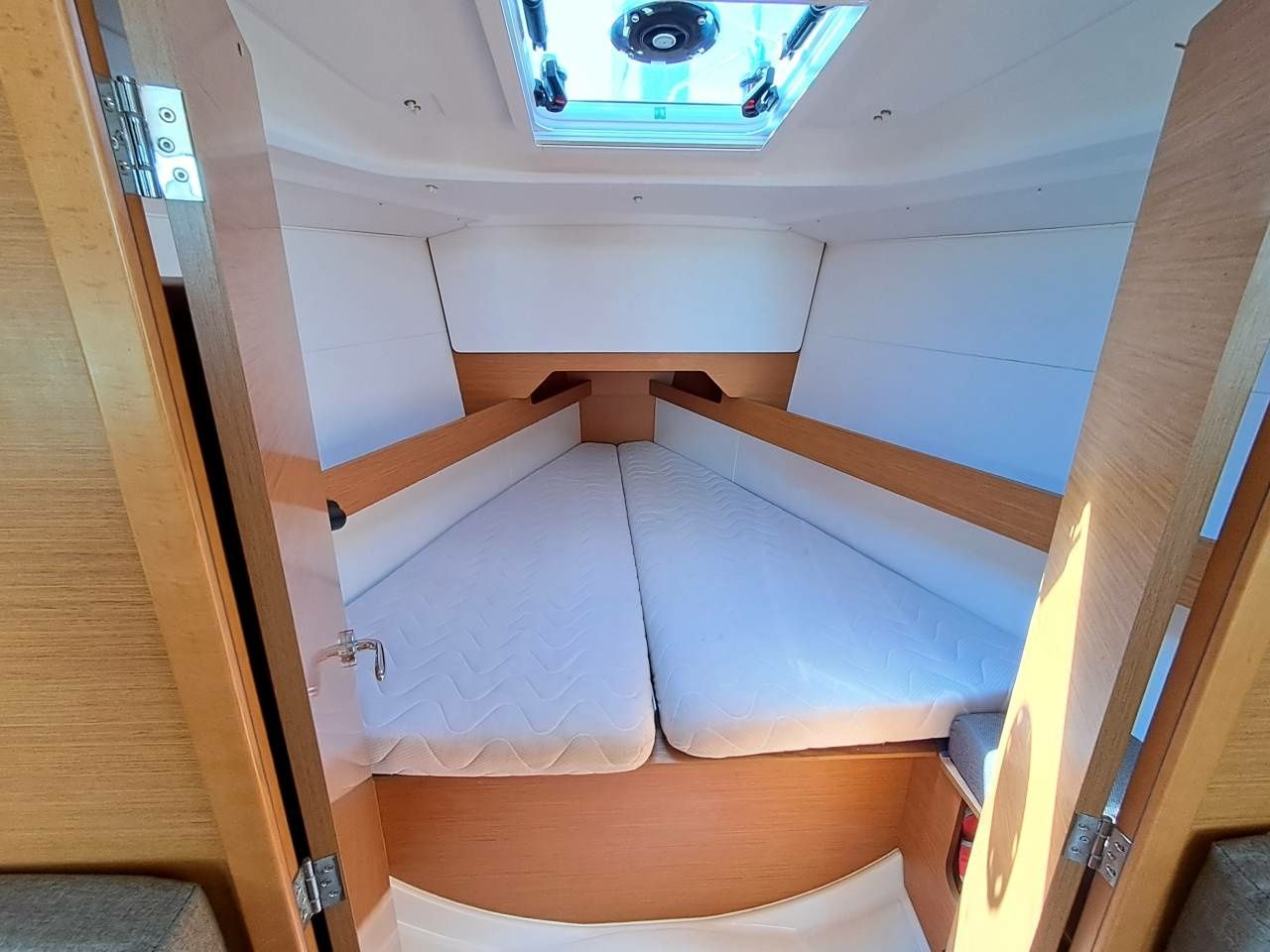 Jeanneau Sun Odyssey 349 | Fatu Hiva 3