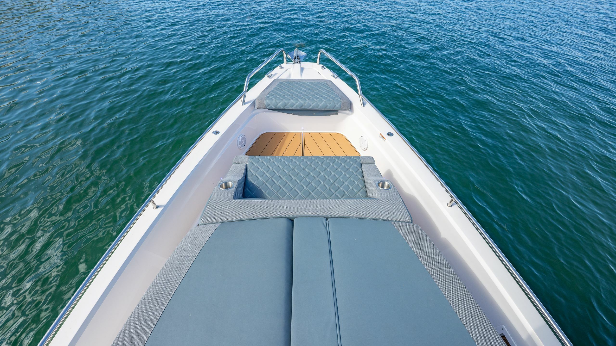 Axopar 37 Sun Top | Four Keeps