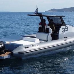 Zen Marine 39 | Cyanius