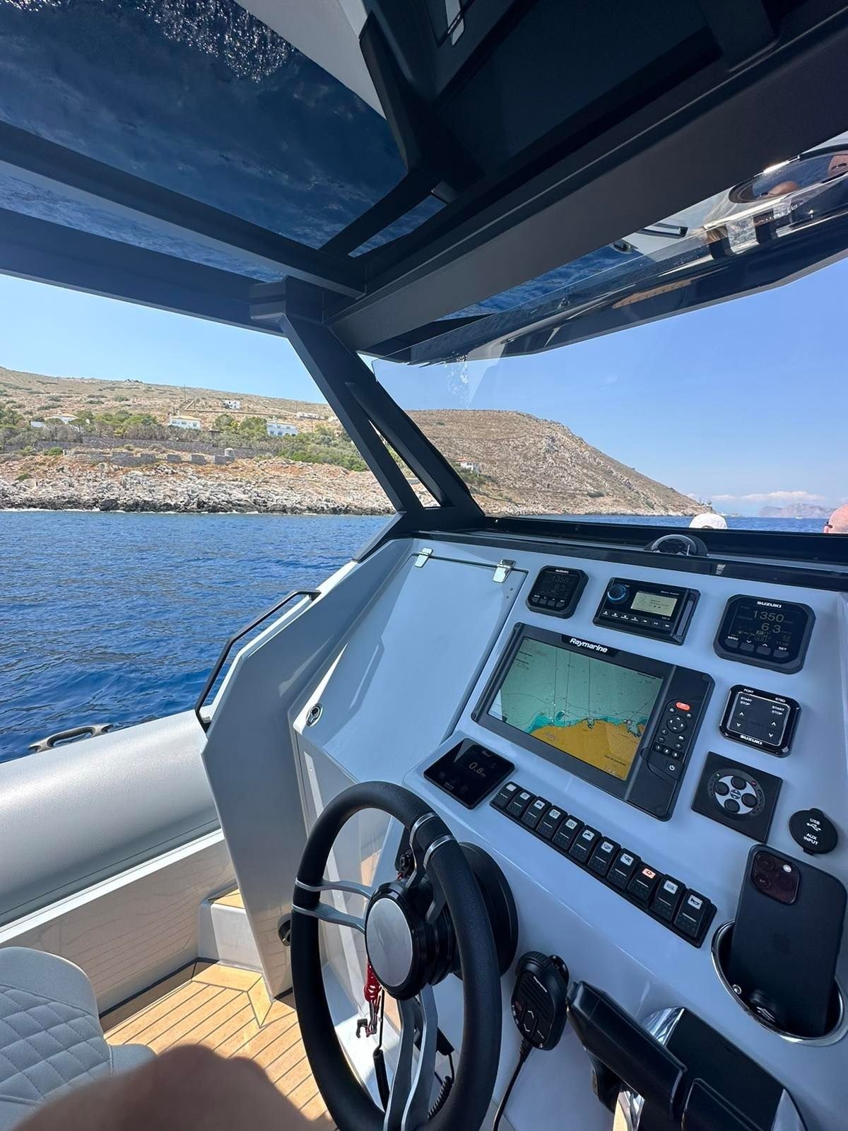 Zen Marine 39 | Cyanius