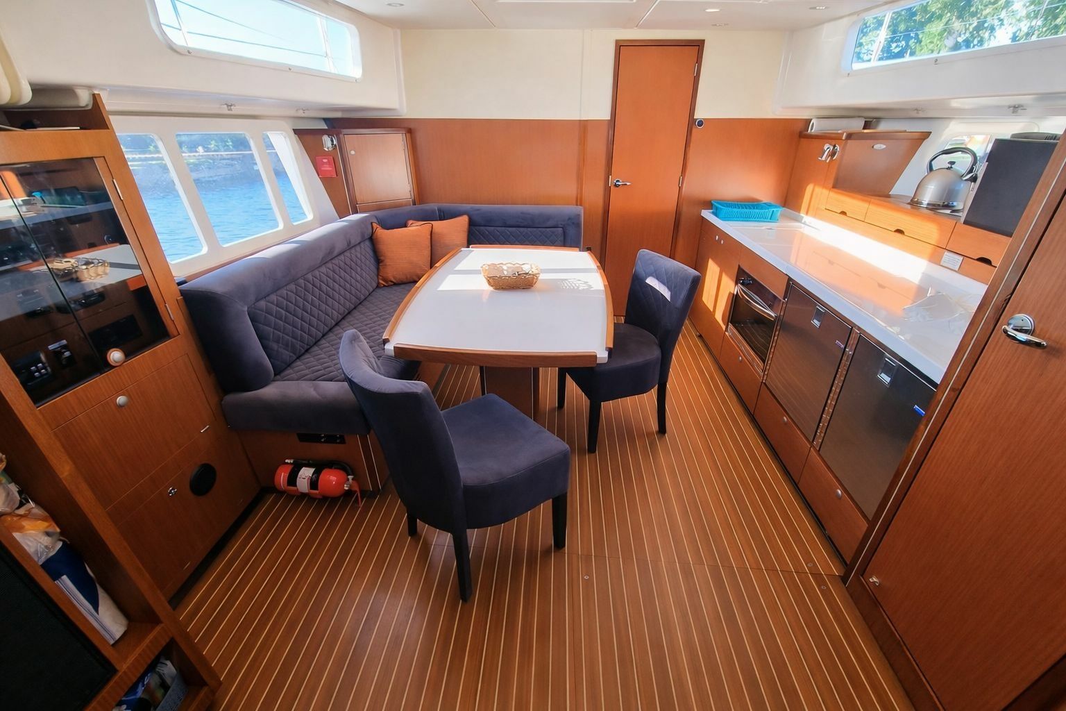 Delphia Nautika 1300 | Surazo
