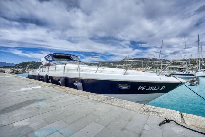 Giorgi 52 Must | Elki4s
