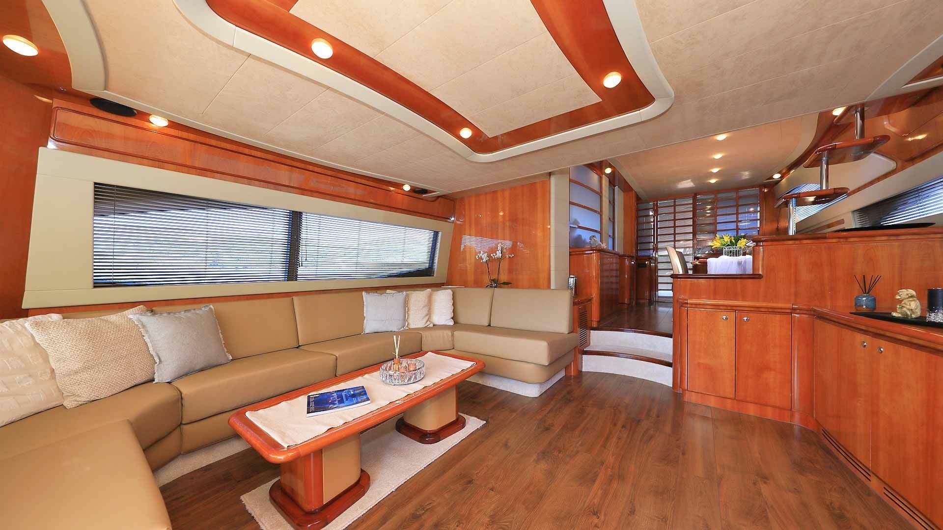 Ferretti 760 | Quo Vadis 1