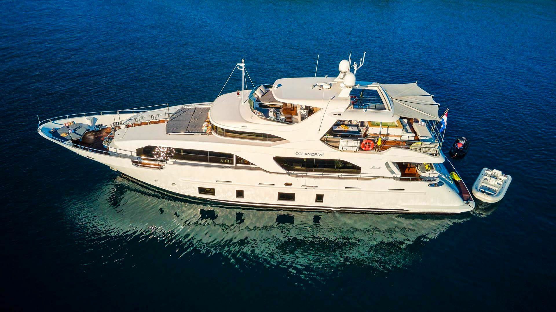 Benetti Delfino 93 | Ocean Drive