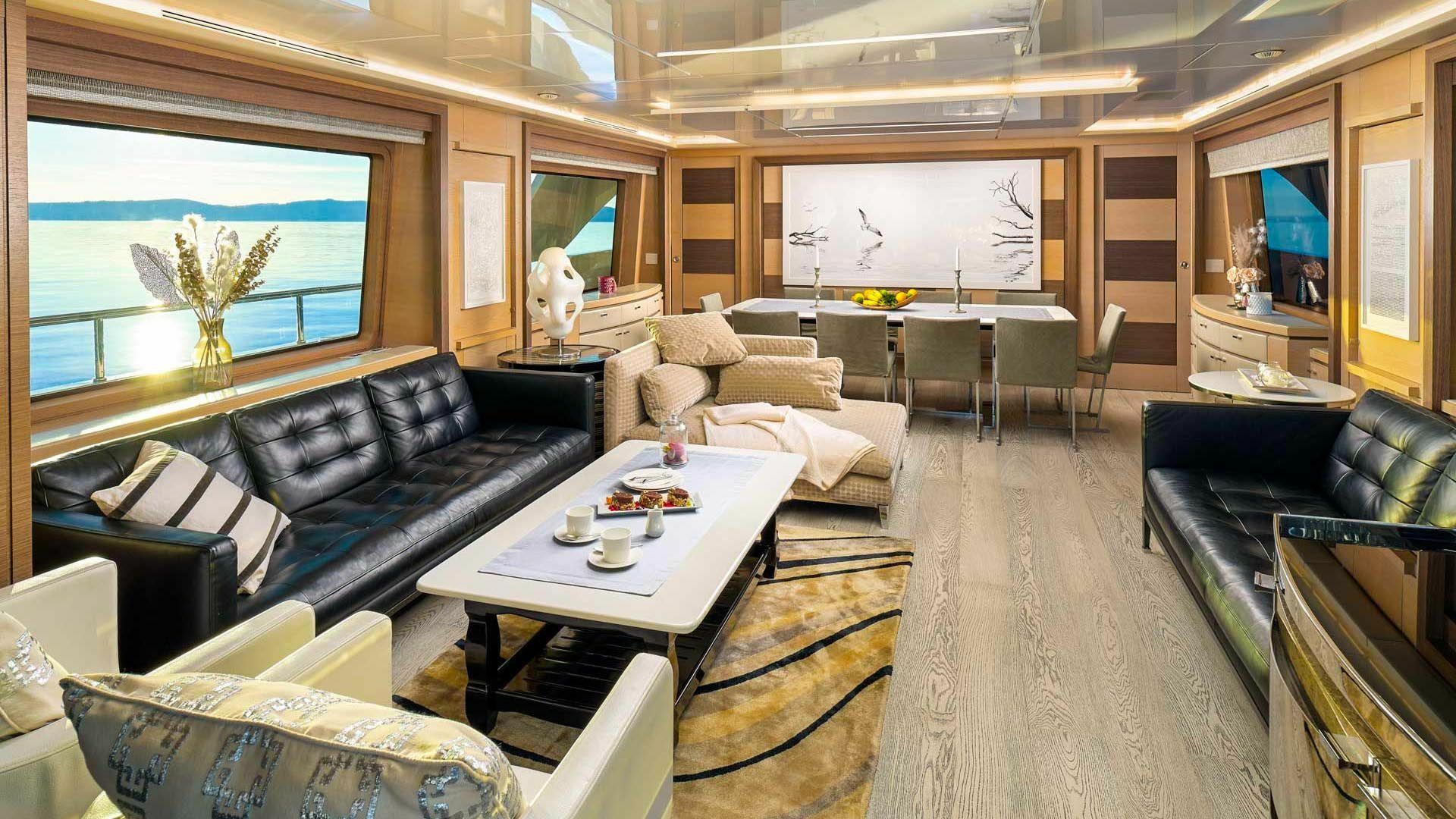 Benetti Delfino 93 | Ocean Drive