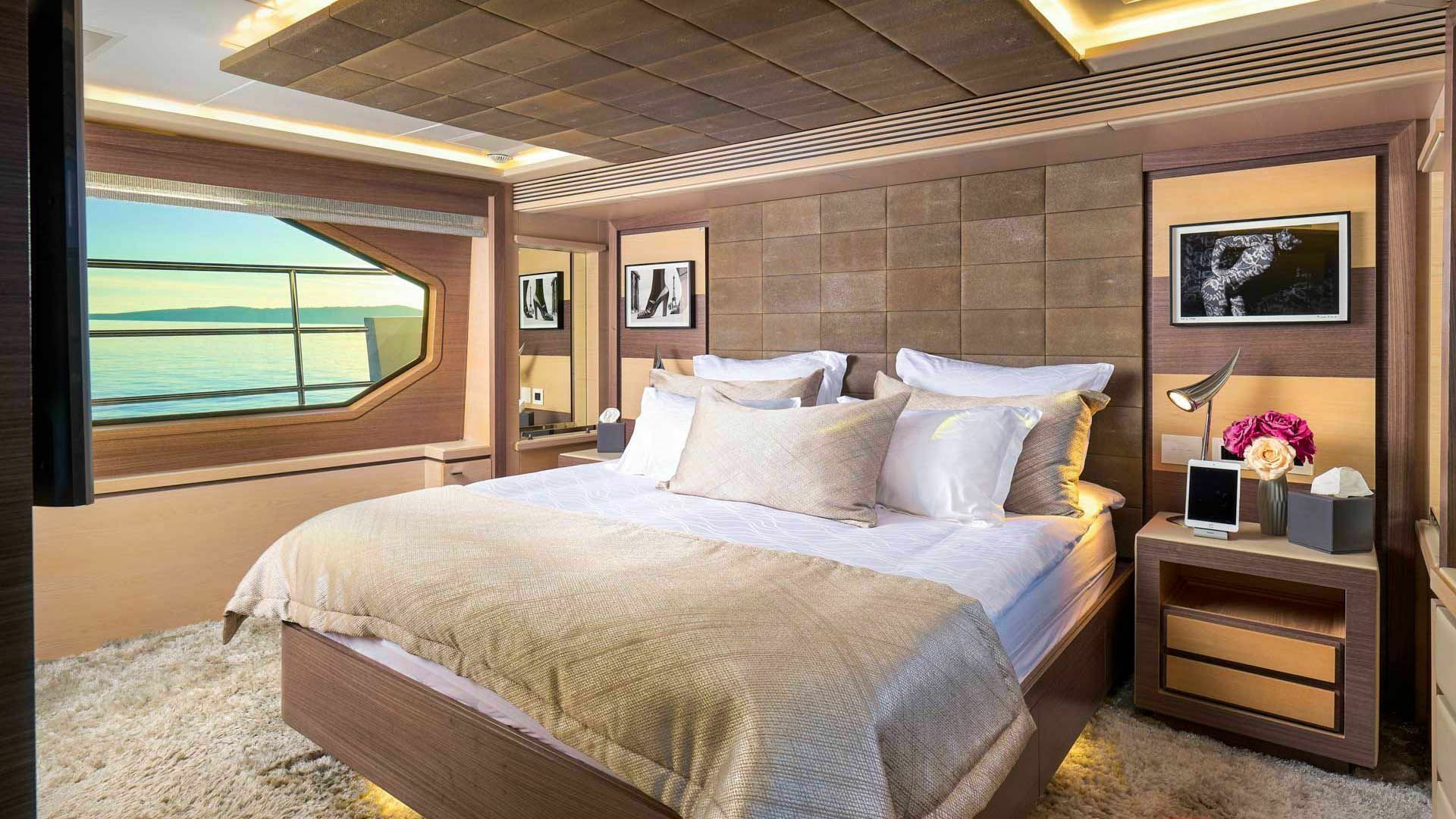 Benetti Delfino 93 | Ocean Drive