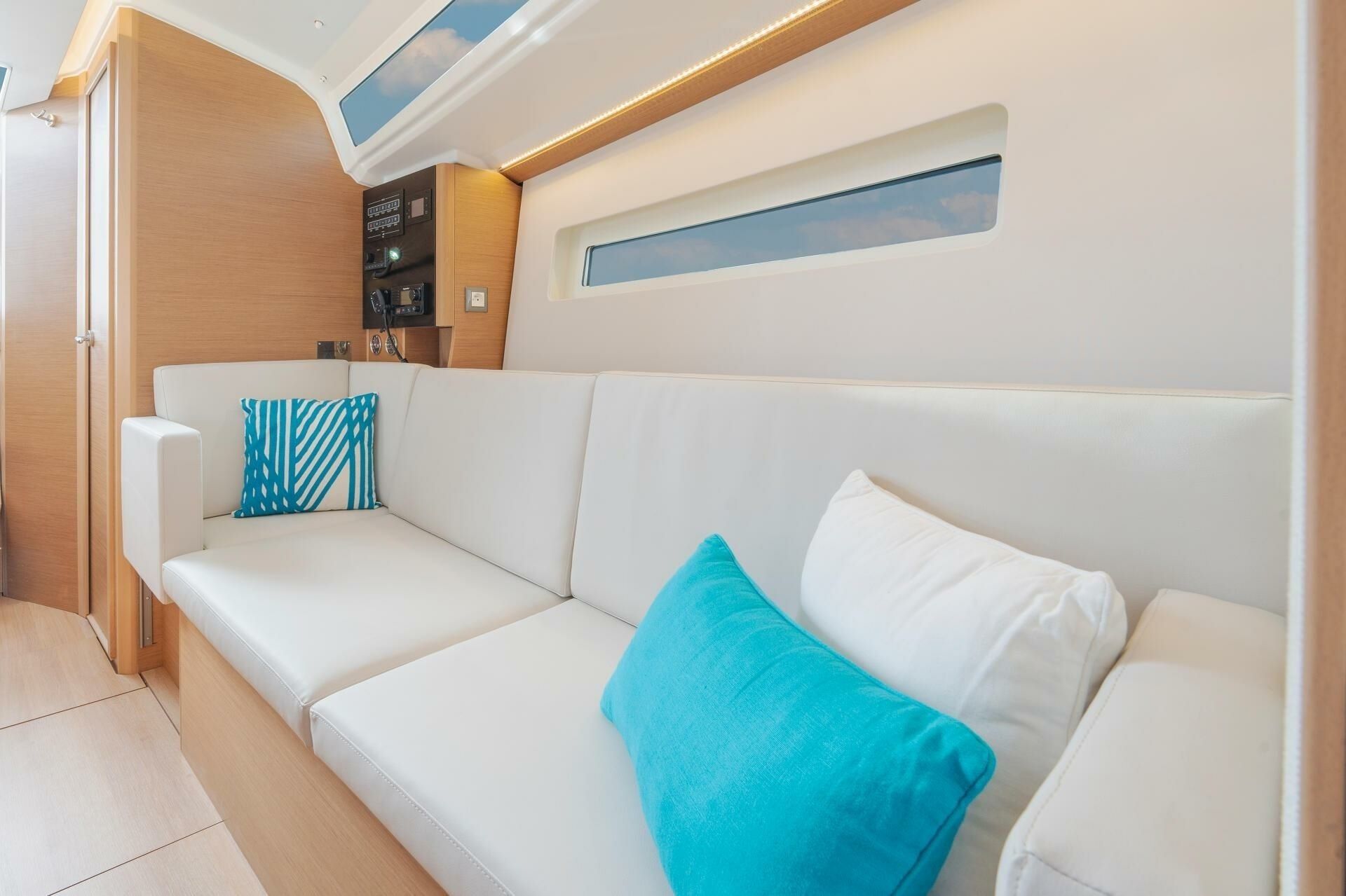 Jeanneau Sun Odyssey 350 | Luigi