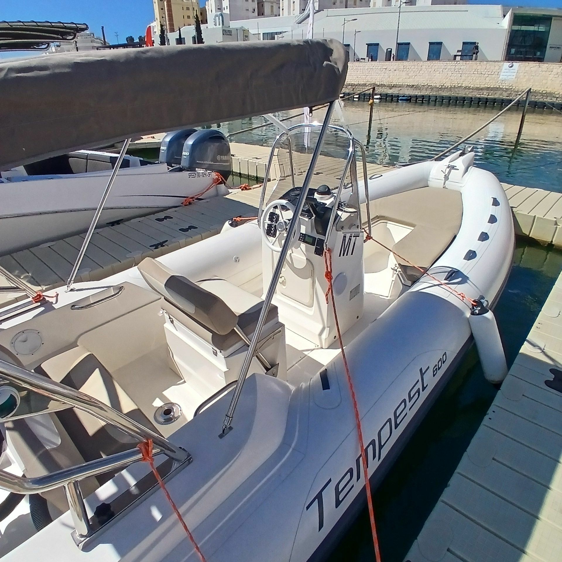 Capelli Tempest 600 | Ushuaia
