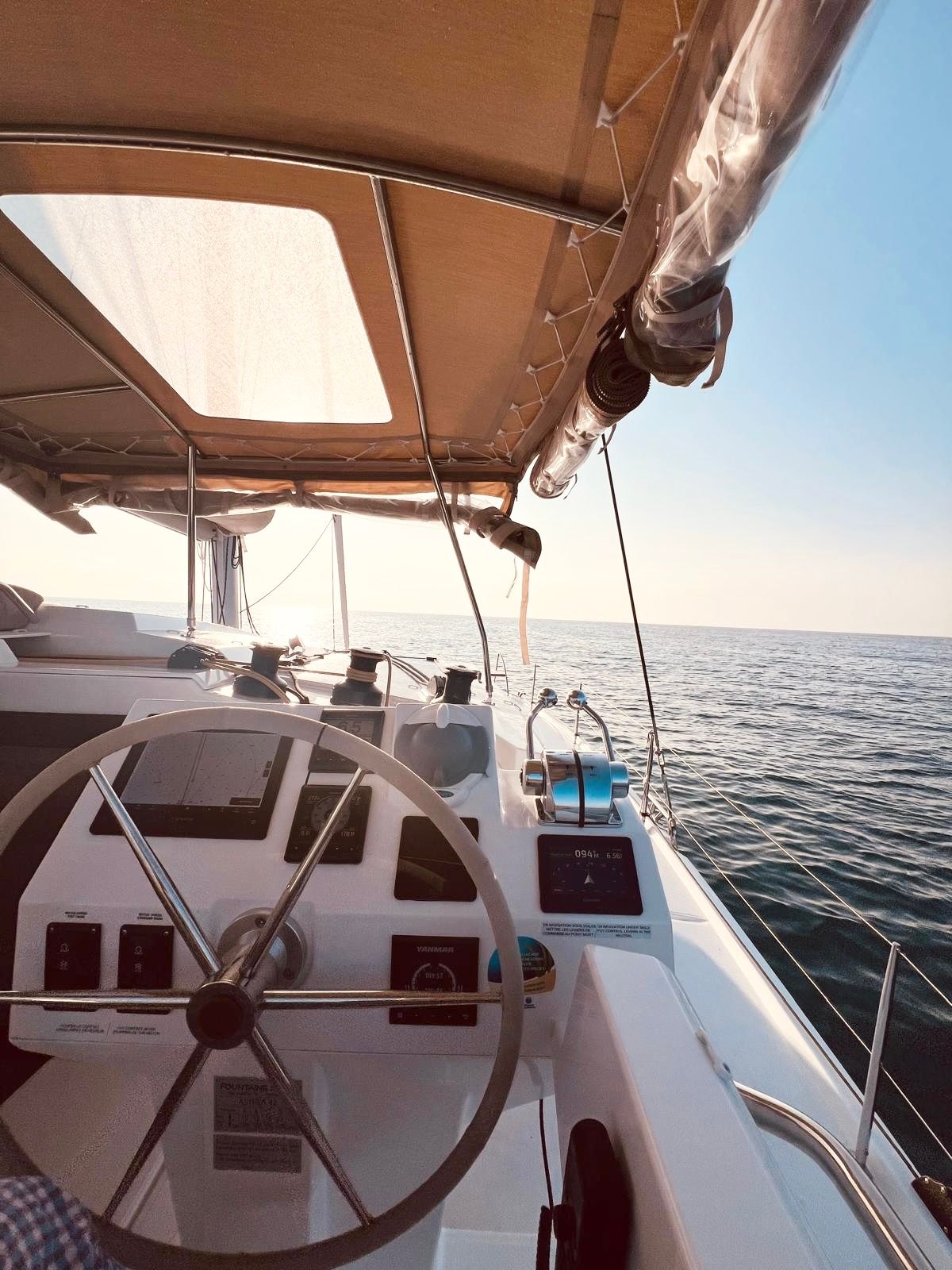 Fountaine Pajot Astrea 42 | Ambolo
