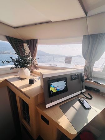 Fountaine Pajot Astrea 42 | Ambolo