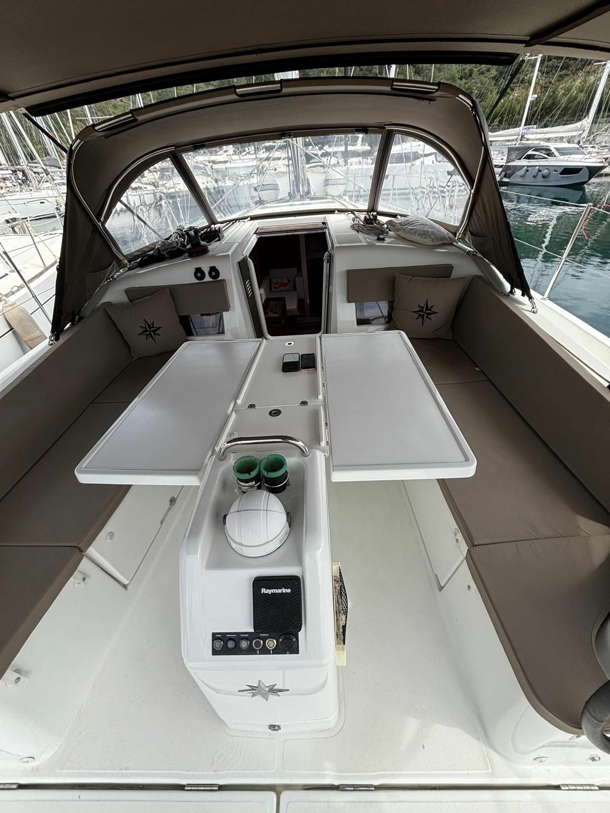 Jeanneau Sun Odyssey 410 | Enki