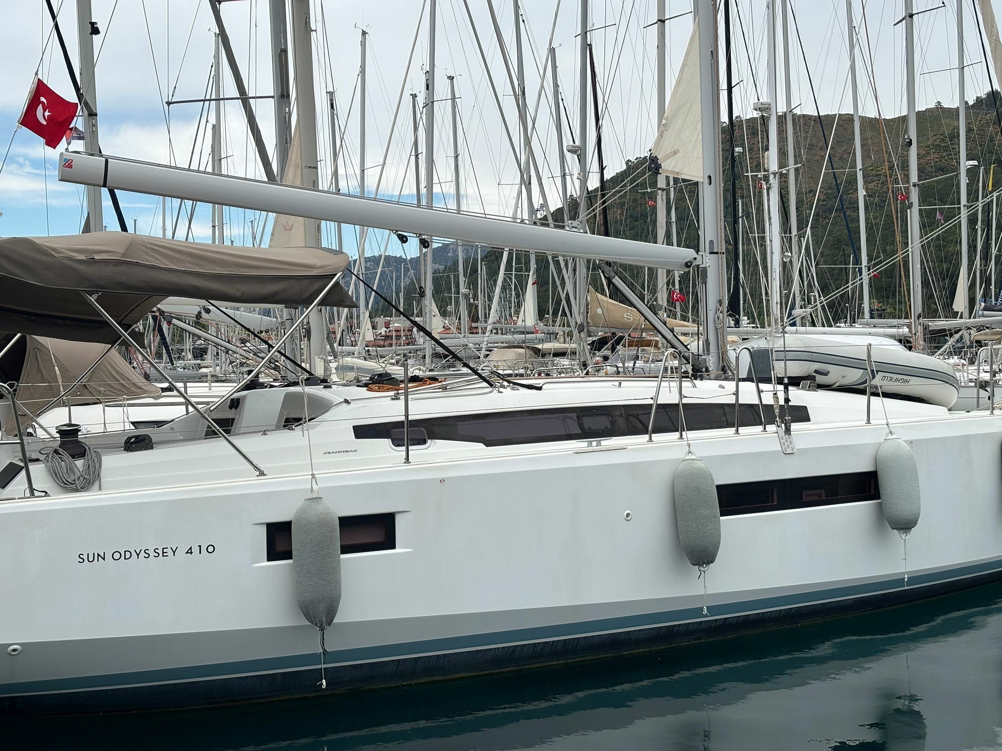 Jeanneau Sun Odyssey 410 | Enki
