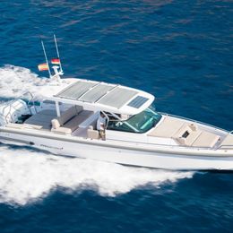 Axopar 37 Sun Top | The Blue Legacy