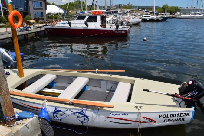 Zephyr 21 | Smile On Board