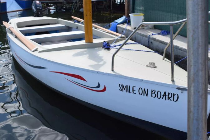 Zephyr 21 | Smile On Board