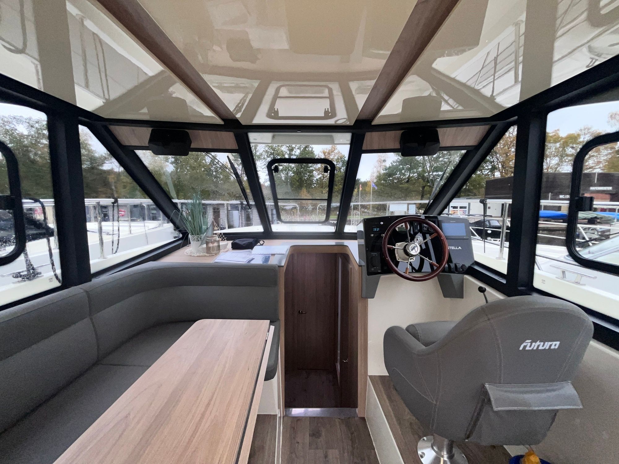 Cobra Yachts Futura 36 | Stella