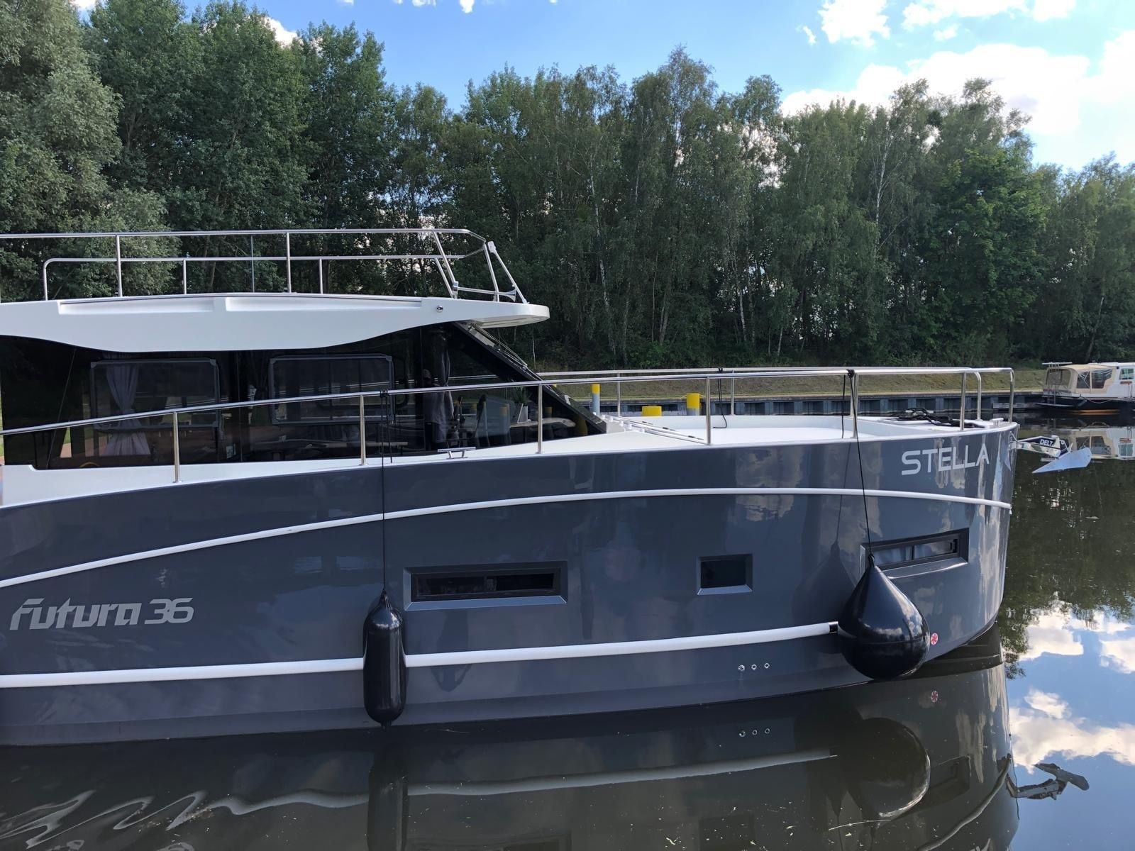 Cobra Yachts Futura 36 | Stella