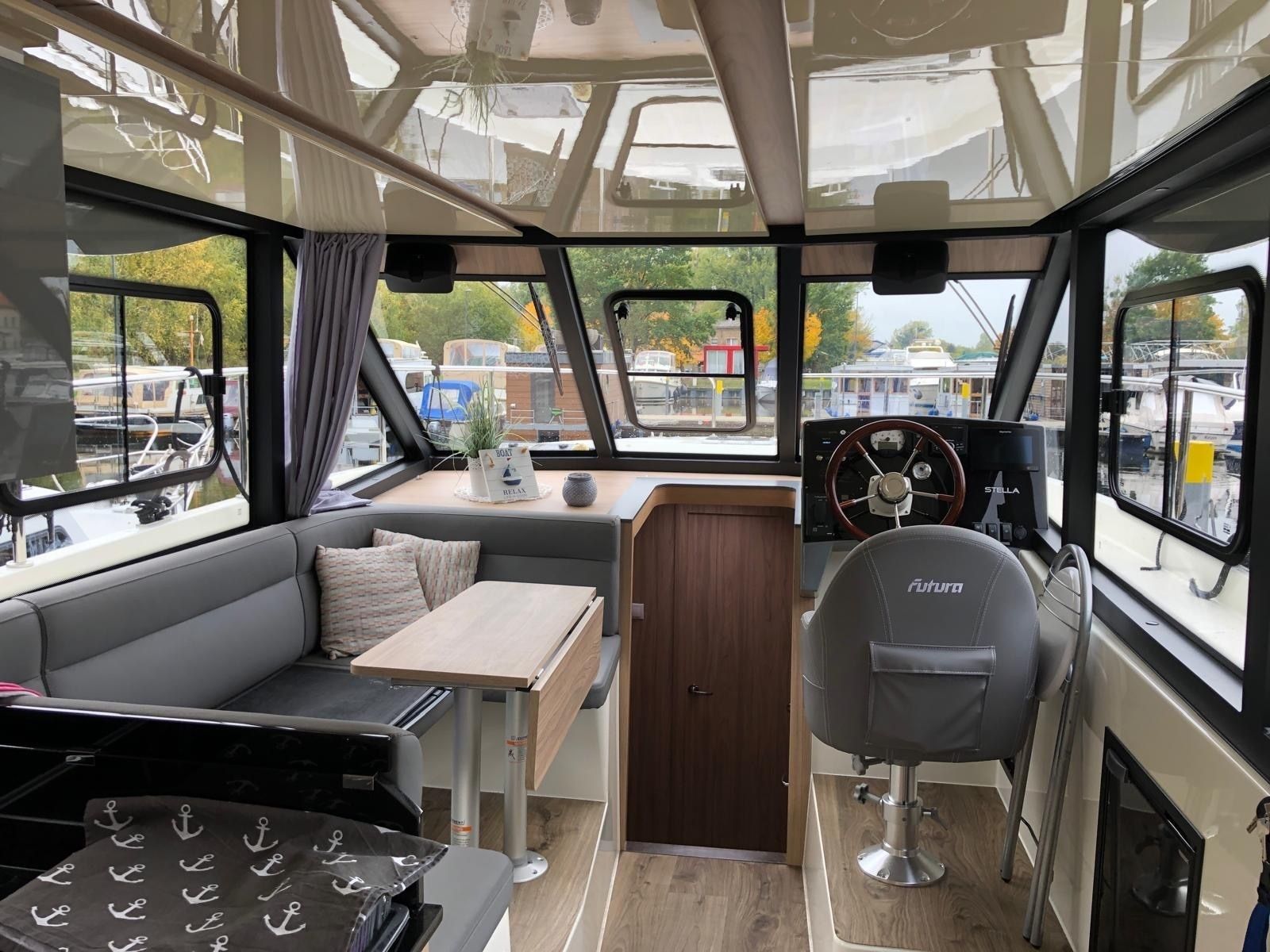 Cobra Yachts Futura 36 | Stella