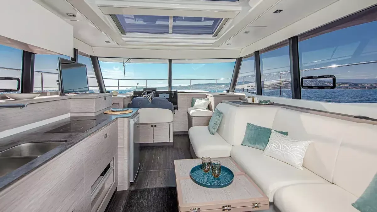 Fountaine Pajot MY 4.S | Nina