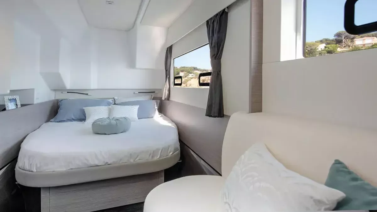 Fountaine Pajot MY 4.S | Nina