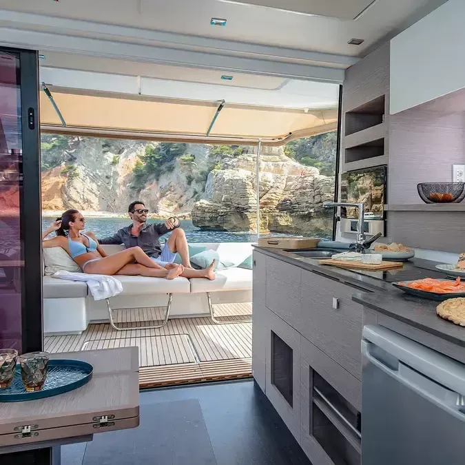 Fountaine Pajot MY 4.S | Nina
