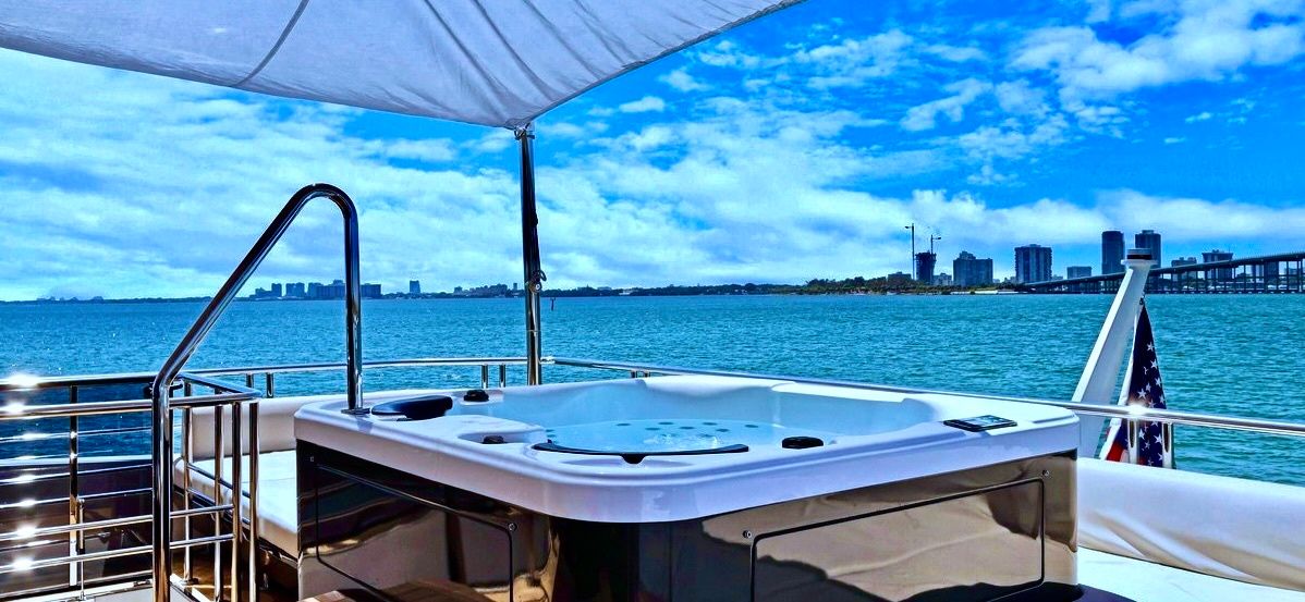 Ocean Alexander 28 | Make Big Happen