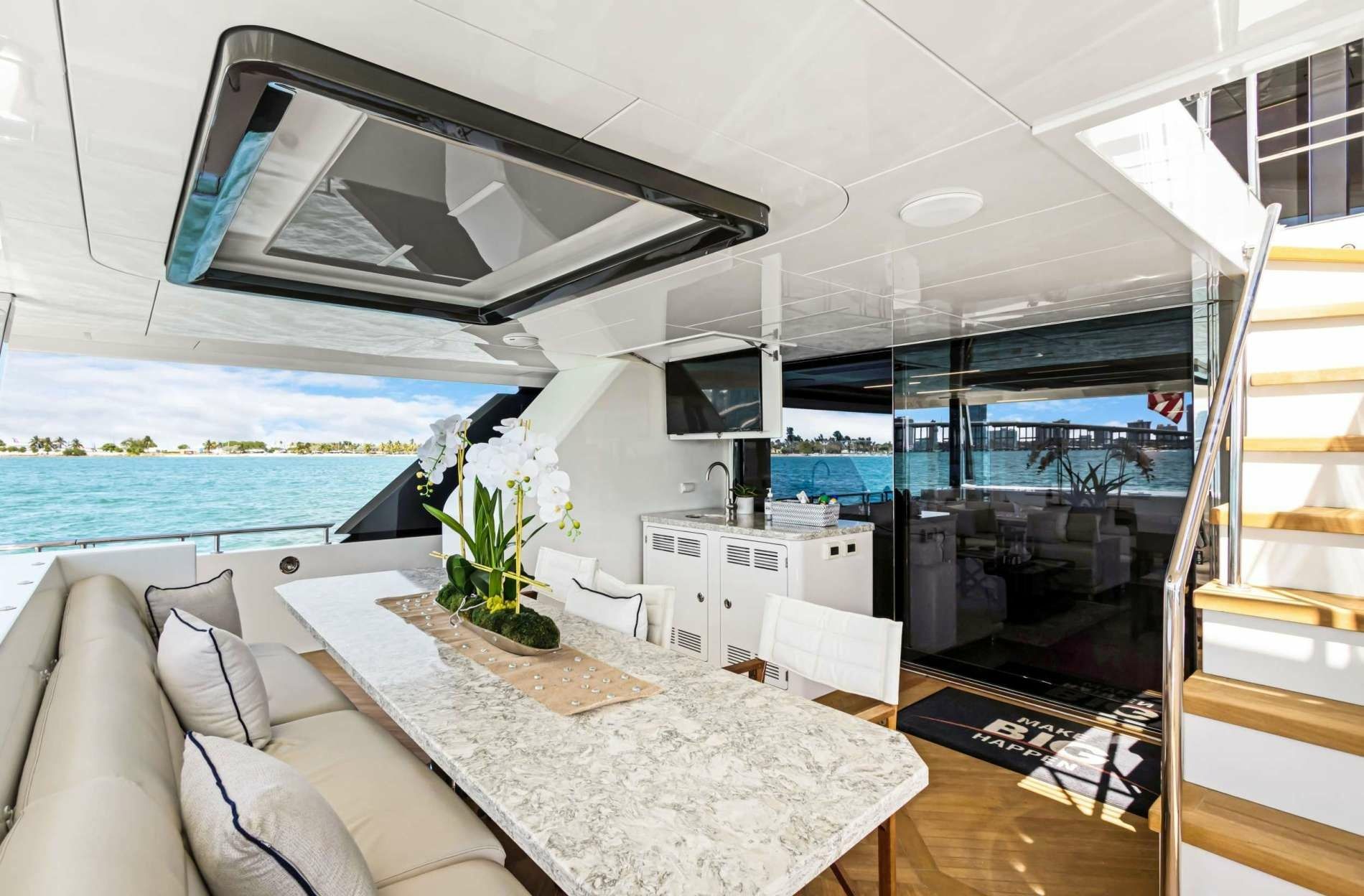 Ocean Alexander 28 | Make Big Happen
