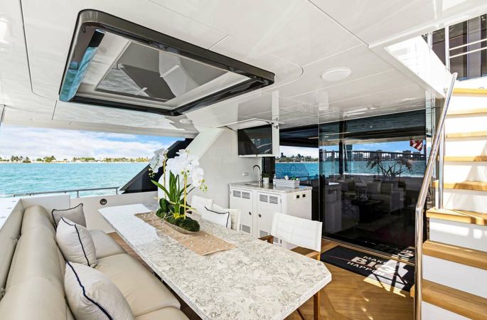 Ocean Alexander 28 | Make Big Happen