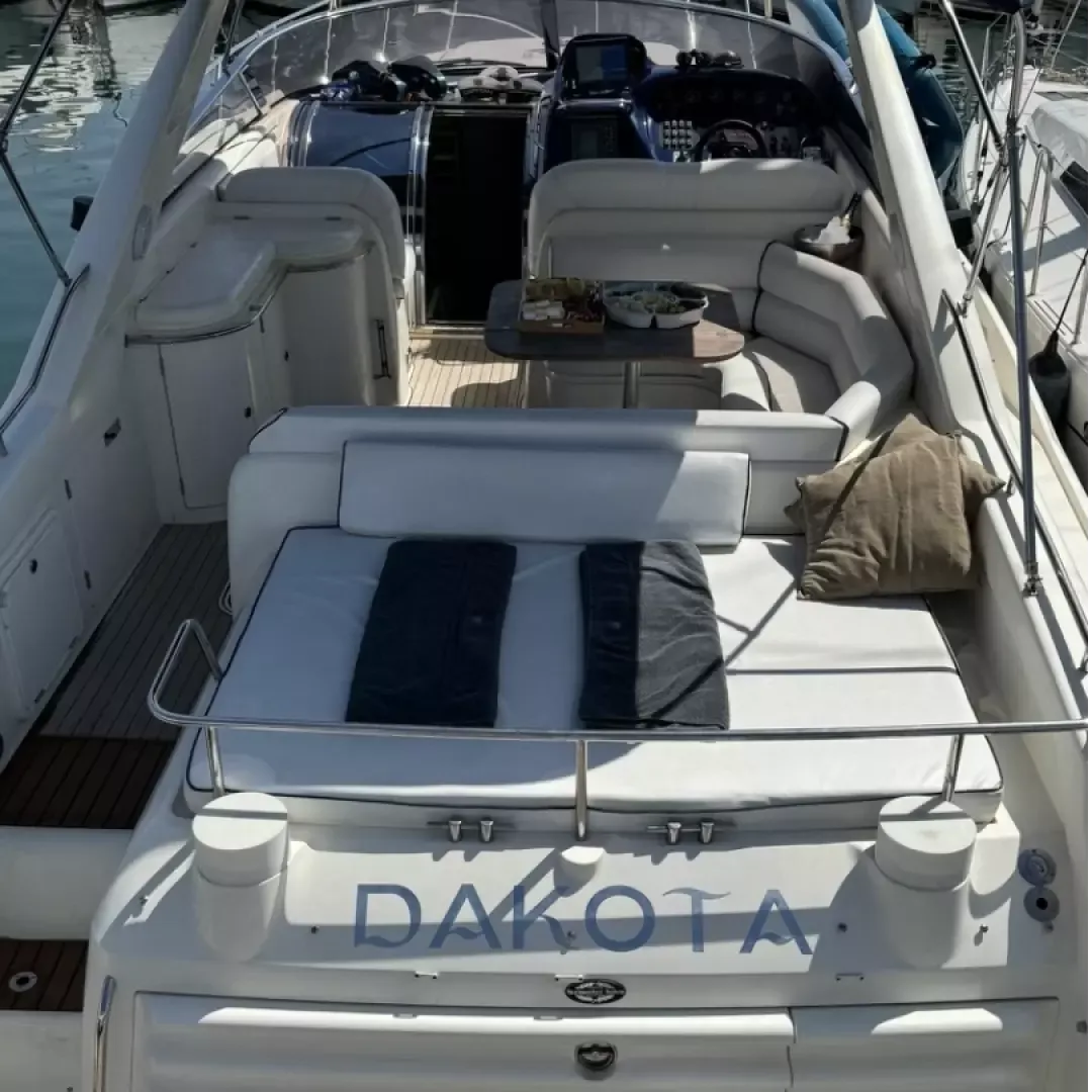 Sunseeker Mustique 42 | Dakota