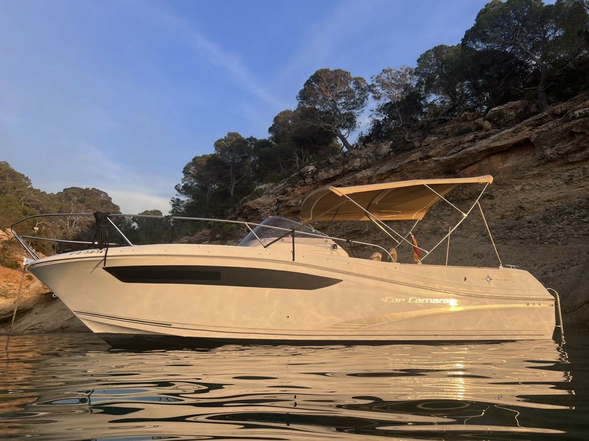 Jeanneau Cap Camarat 7.5 WA | Correcaminos Beep Beep