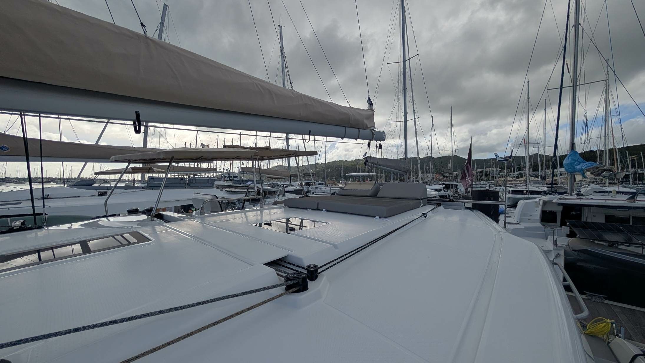 Fountaine Pajot New 41 | Yellow Dog