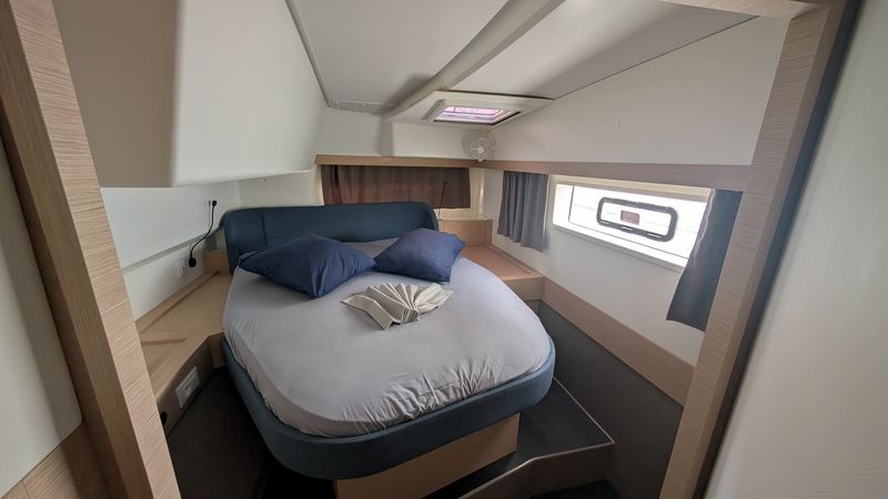 Fountaine Pajot New 41 | Yellow Dog