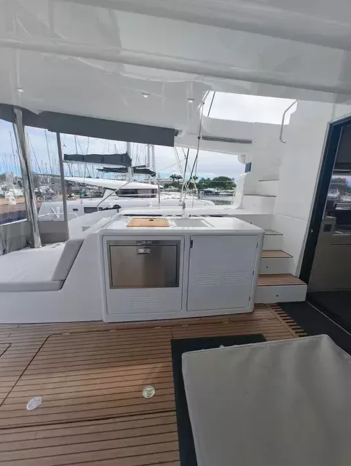 Lagoon 55 | Smiley