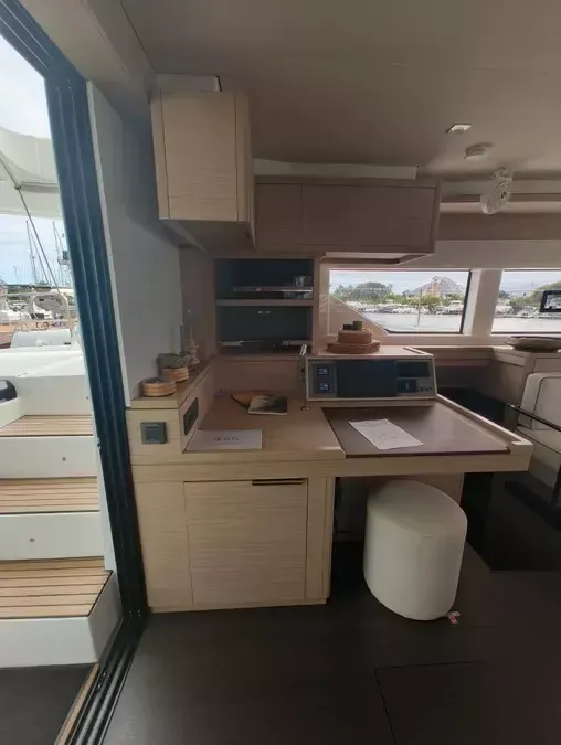 Lagoon 55 | Smiley