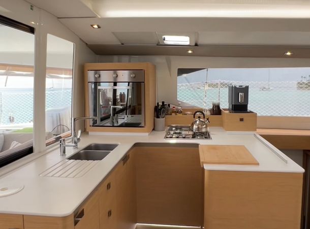 Fountaine Pajot Astrea 42 | Sea You